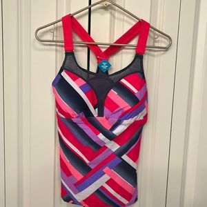 Free country tankini size medium.
